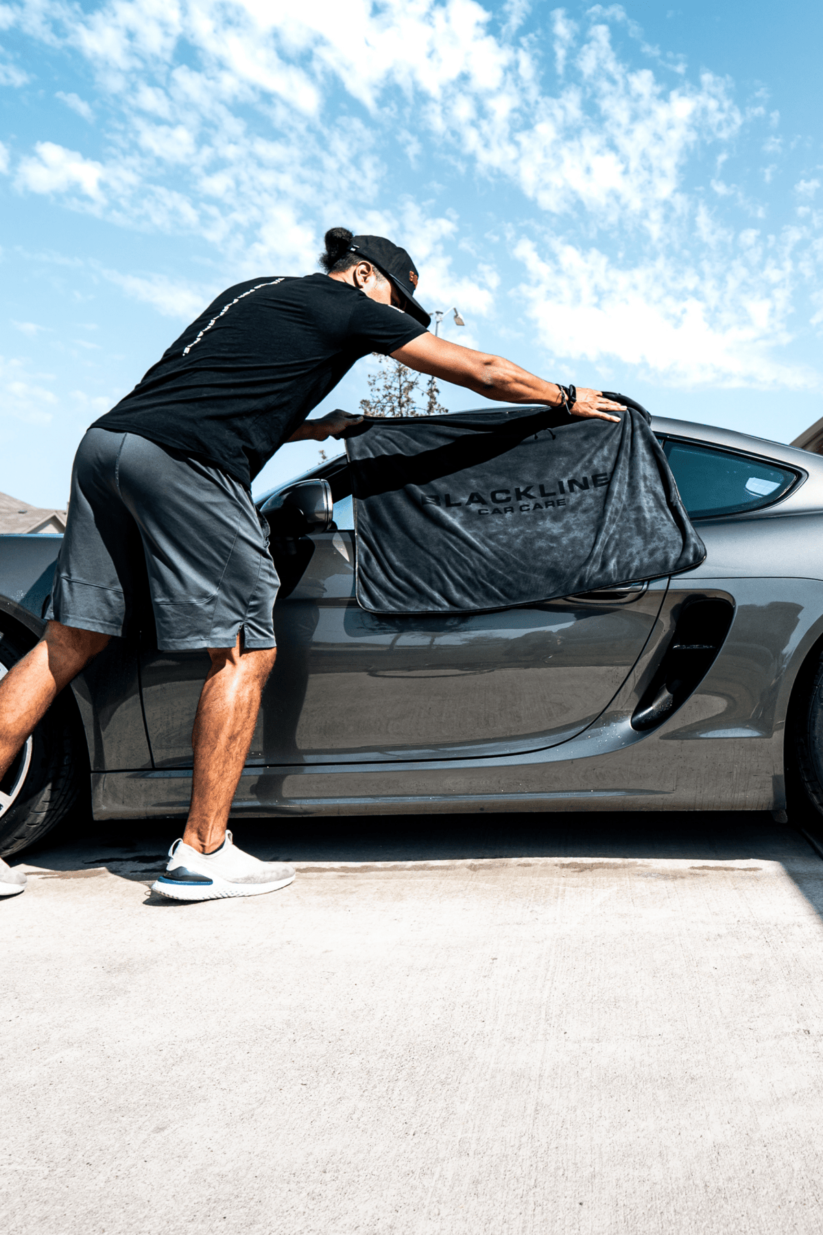BLACKLINE® SLIM TWISTED-LOOP DRYING TOWEL - Cargonaut Supply