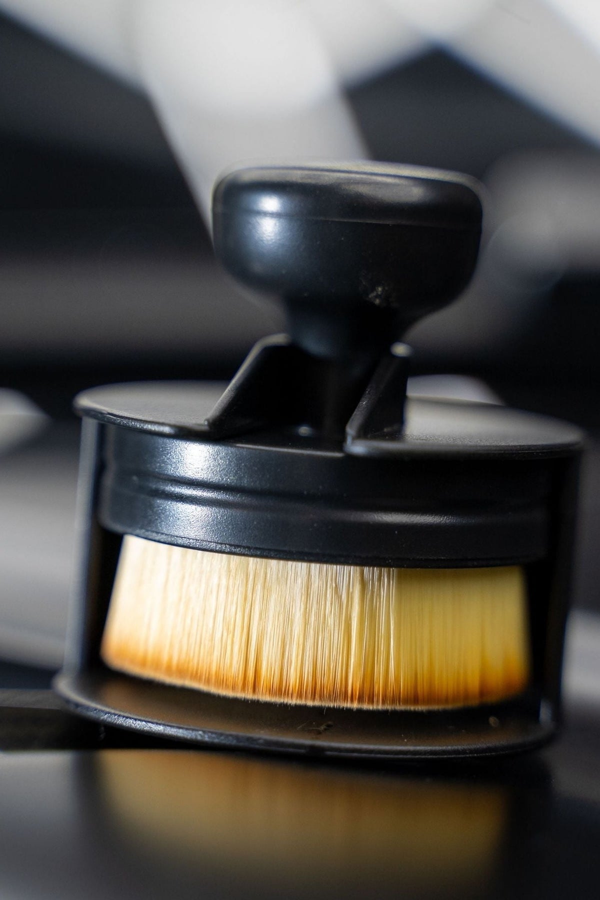 BLACKLINE® TIRE SHINE APPLICATOR BRUSH - Cargonaut Supply