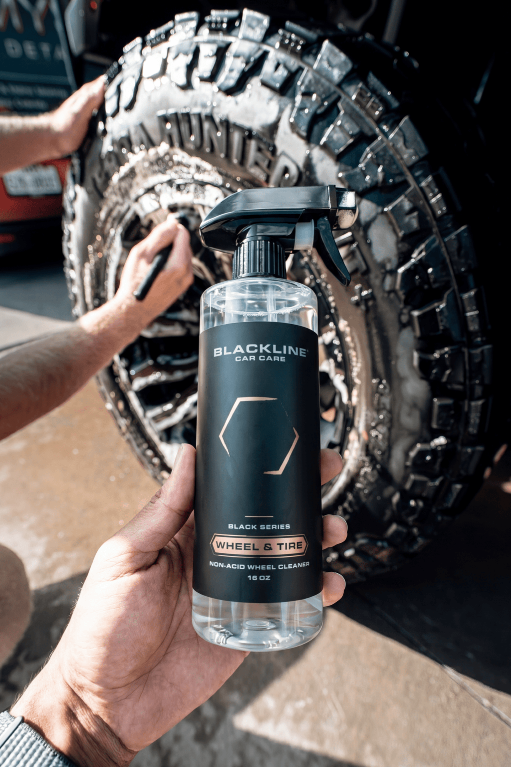BLACKLINE® WHEEL N' TIRE CLEANER - Cargonaut Supply